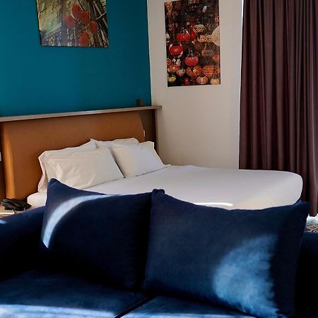 Hotel Monaco & Garden Голем Экстерьер фото