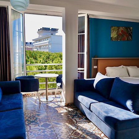 Hotel Monaco & Garden Голем Экстерьер фото