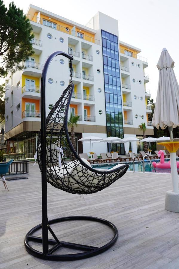 Hotel Monaco & Garden Голем Экстерьер фото